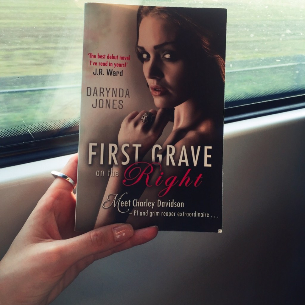 First Grave on the Right by Darynda Jones