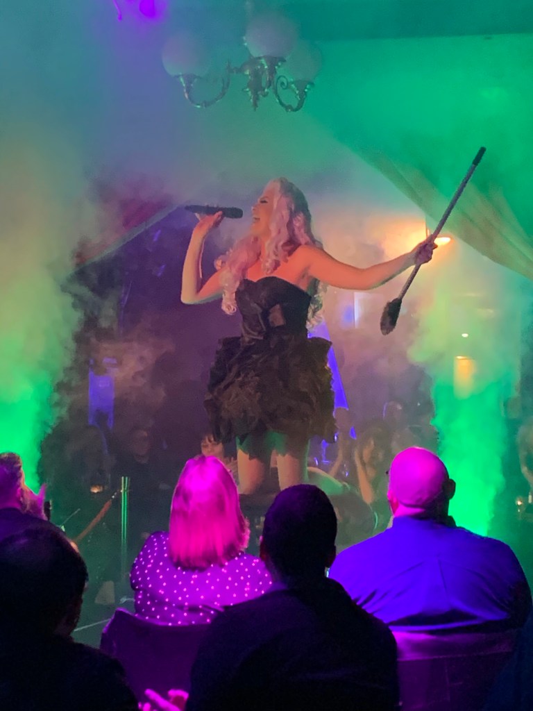 Michael Twaits singing